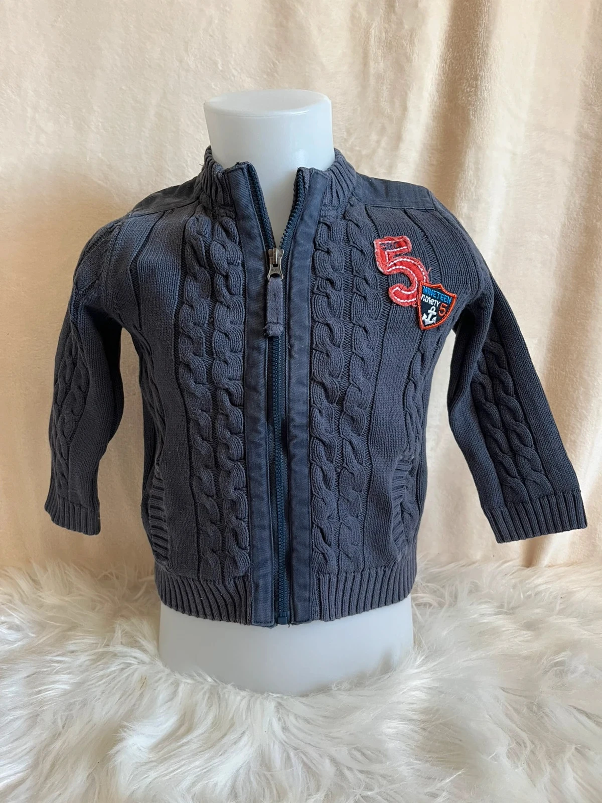 Gilet zippé Orchestra 12 mois – chaud et stylé 🩶🧸